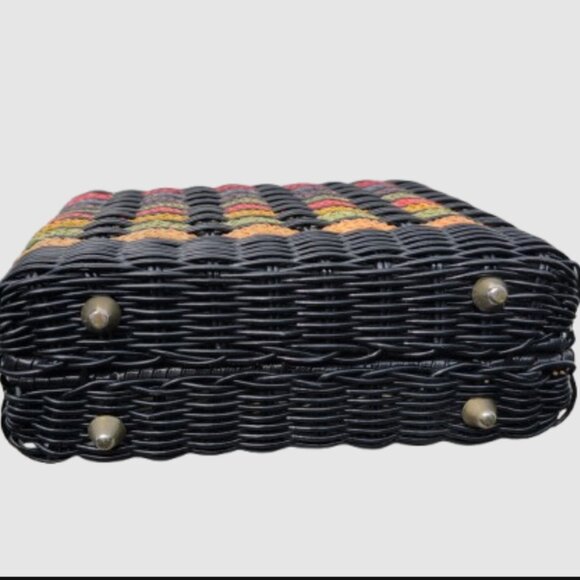 Vintage 1950s Wicker Black And Striped Handbag With Metal Closure - Picture 5 of 5